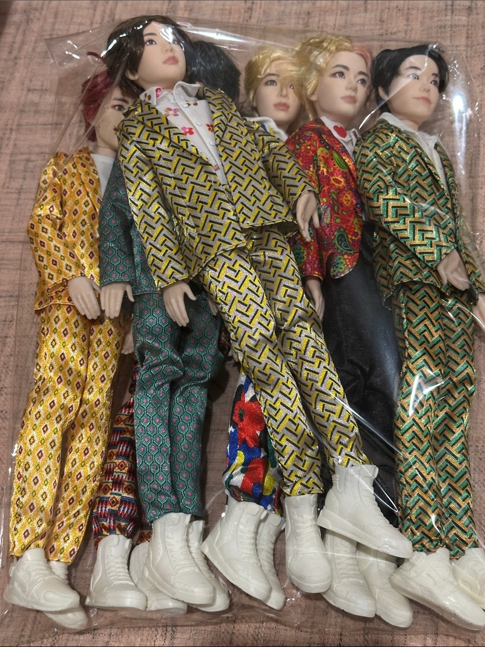 BTS Colorful Retro Patterned Doll Outfit Set - Multicolor
